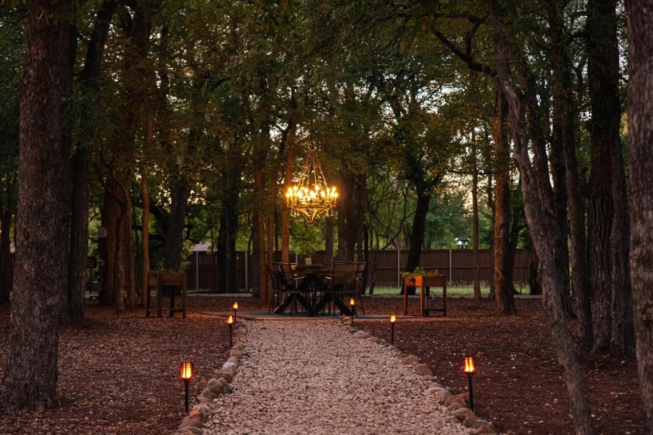 7744 Ranch Glamping Resort Austin Buitenkant foto