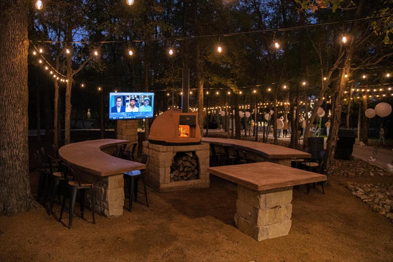 7744 Ranch Glamping Resort Austin Buitenkant foto