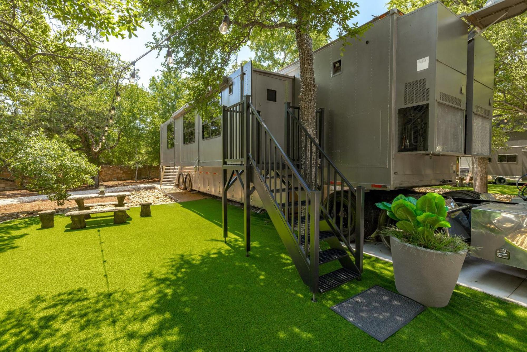 7744 Ranch Glamping Resort Austin Kamer foto